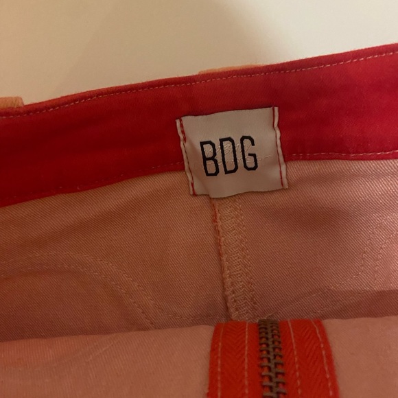 BDG mini skirt pink orange size XS zipper front back pockets jean look NWT - Picture 4 of 4